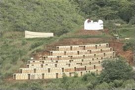 <p>Parque-monumento que recuerda las víctimas de las masacres</p> Parque-monumento que recuerda las víctimas de las masacres