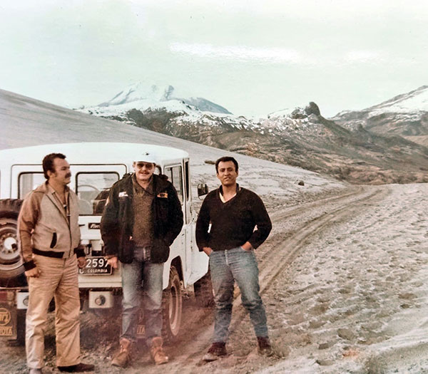 José Abt y dos funcionarios de Ingeominas - El Ruiz 1983